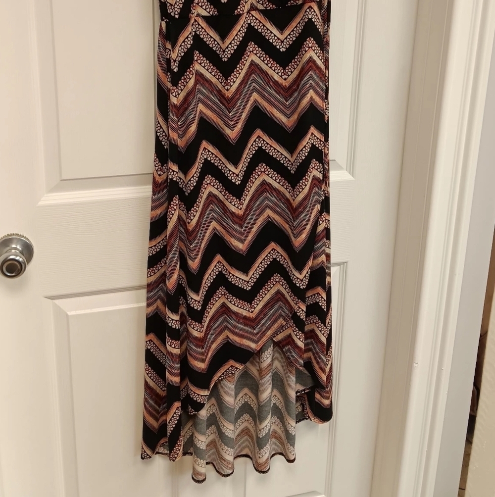 Maurices Dress, Size small, soft flower, Maxie dress multi color pre-owned - Picture 2 of 5